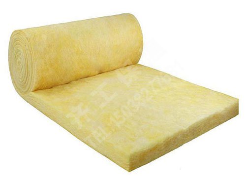 玻璃棉的內(nèi)部結構蓬松，整體密度較大